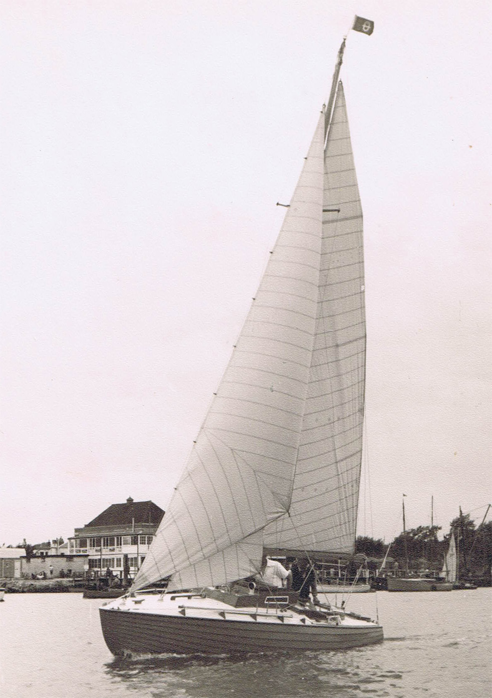 sopranino sailing yacht