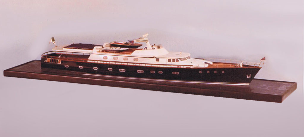 saharet yacht